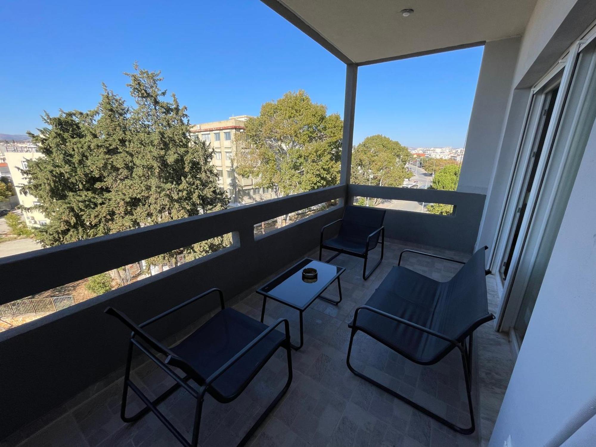 Luxurious 4Th Floor Apartment With Elevator أليكسانثيربوليس المظهر الخارجي الصورة
